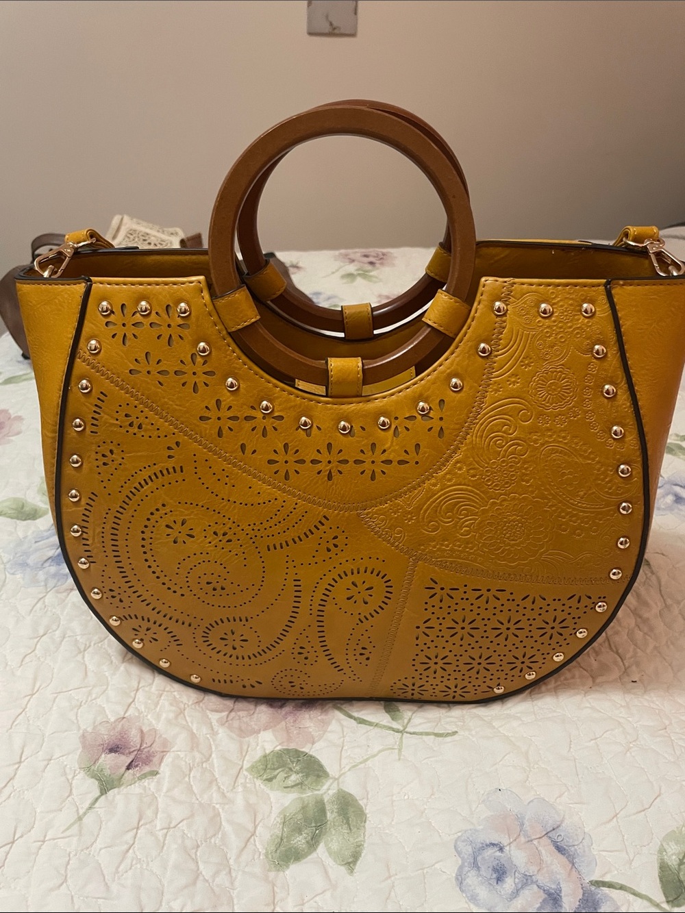 Cato Mustard Yellow Laser-Cut Circle-Handle Shoulder Bag